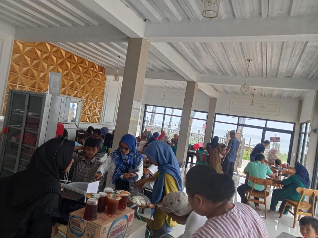 Sapu Nyapah Losmen Syariah Tanjung Setia Biha Esterno foto